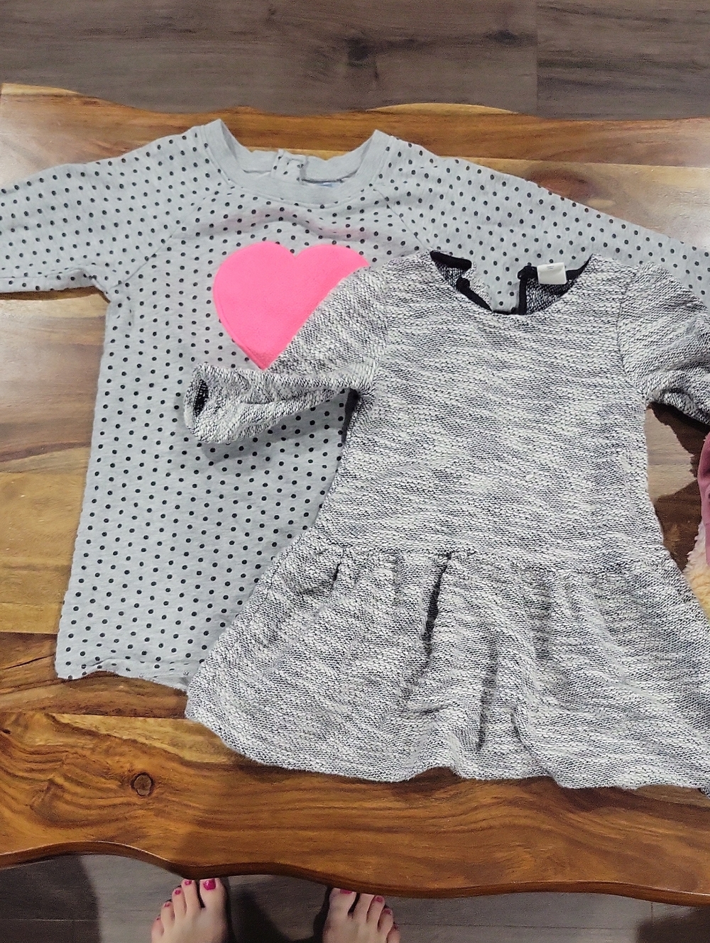 Girls' Casual Grey Polka Dot & Knit Heart Dress Set - Pink Accent